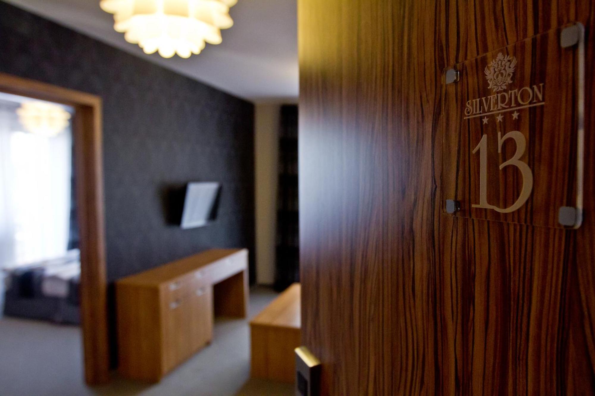 Silverton -Sauna,Jacuzzi,Mini Silownia,Bar Sezonowy, Przyjazny Rodzinom Бялка Татранска Стая снимка